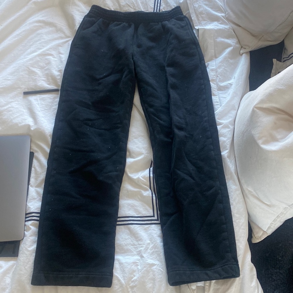 Aritzia boyfriend fleece sweats